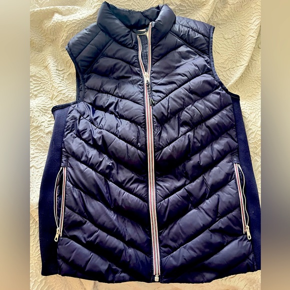 Gap packable vest - Picture 1 of 6